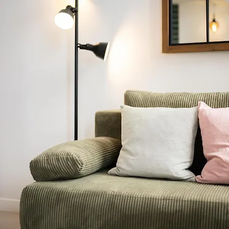 Apartament Carla, Charming Duplex In The Heart Of The Center, Ac