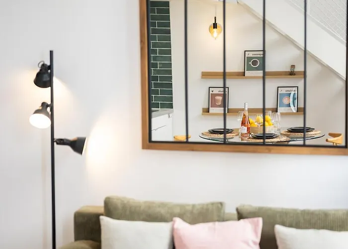 Appartement Carla, Charming Duplex In The Heart Of The Center, Ac Menton