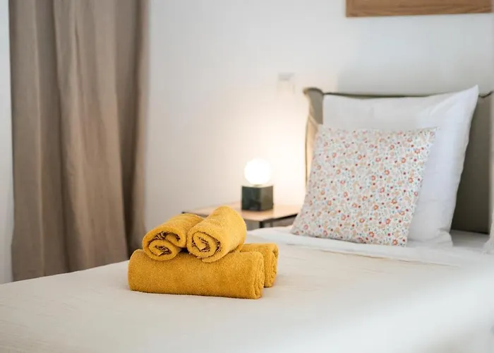 Carla, Charming Duplex In The Heart Of The Center, Ac *