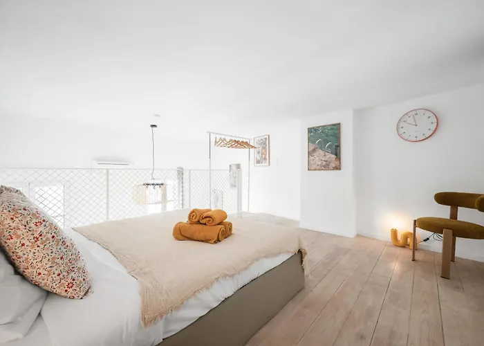 Carla, Charming Duplex In The Heart Of The Center, Ac Μεντόν