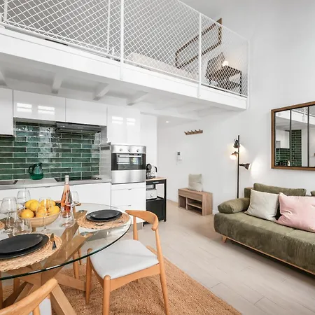 Carla, Charming Duplex In The Heart Of The Center, Ac Appartement Menton